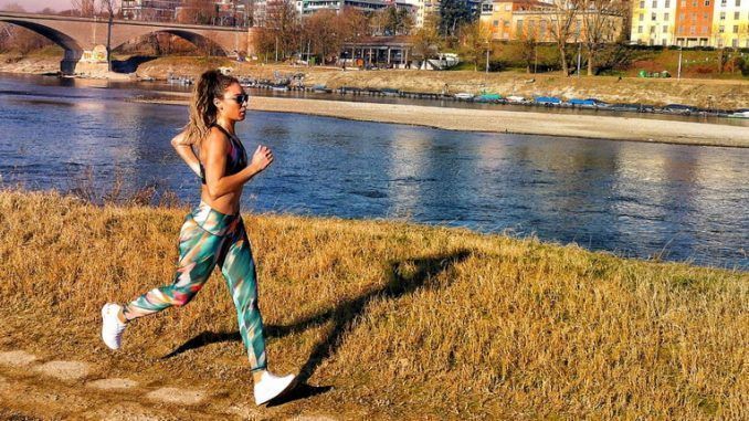 How to exercise outdoors with tips from personal trainer Roberta Mirata